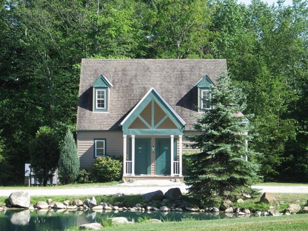 Spruce Hill Inn & Cottages Mansfield Exterior foto